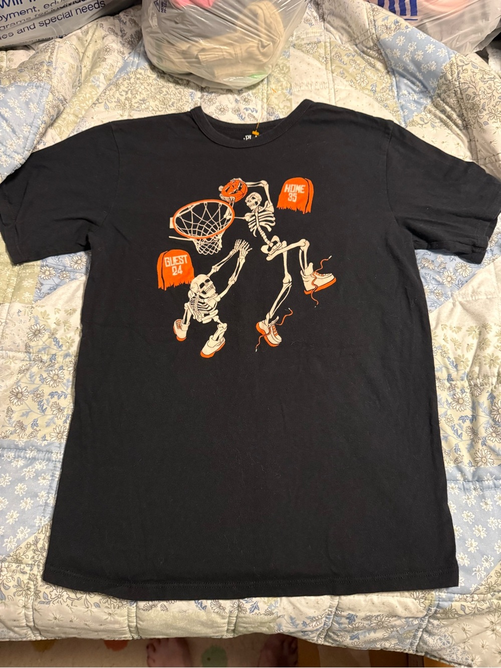 The Children’s Place Boys Size L 10 12 Large Halloween Basketball Graphic Shirt